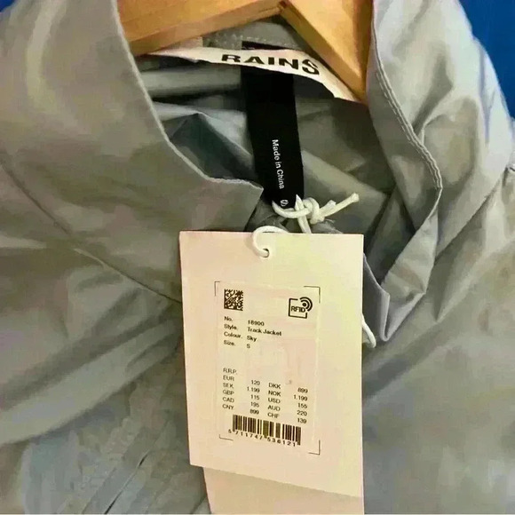 Rains Unisex Track Jacket Sky Blue Long Sleeve Zip Small NWT - Picture 10 of 10